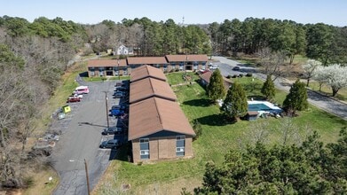 Building Photo - 124 Fidelity St