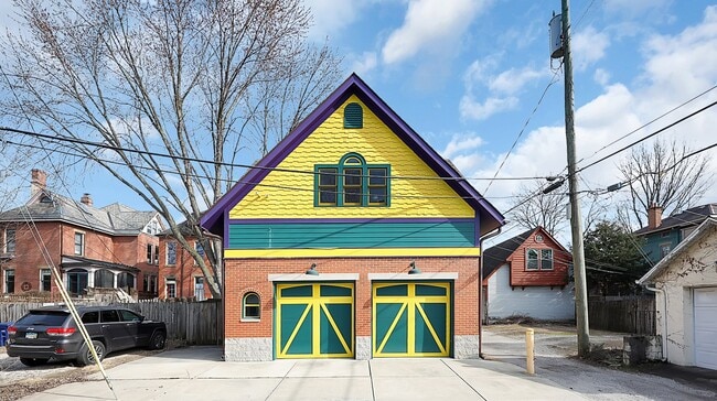 Building Photo - 927 Dennison Ave