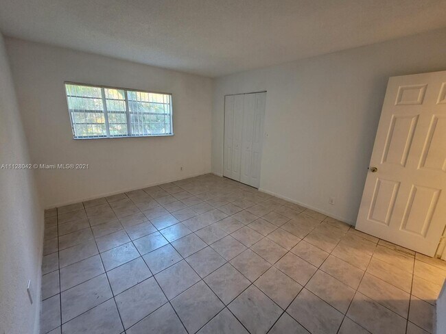Foto del edificio - 4750 NW 9th Dr