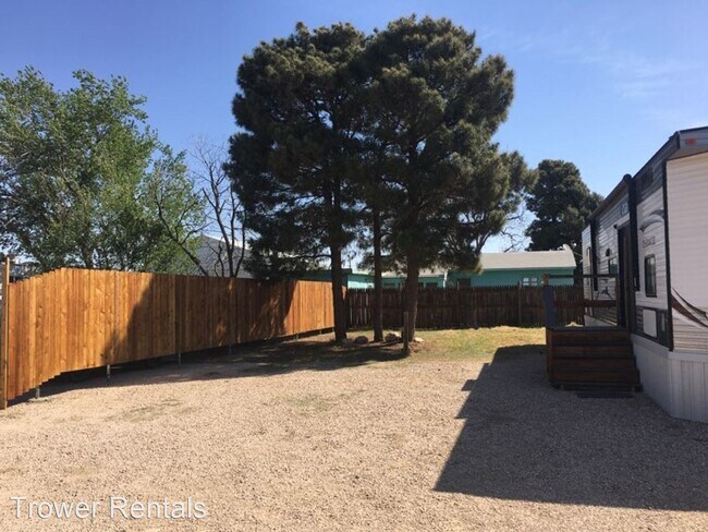 Building Photo - 1 br, 1 bath House - 6403 B Austin Ave.