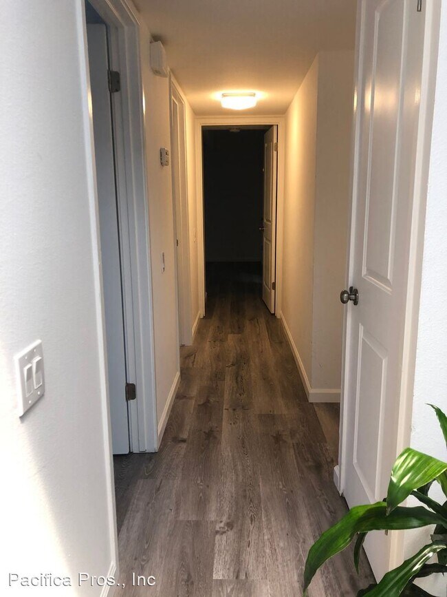 Building Photo - 3 br, 2 bath House - 15 Blue Heron Court