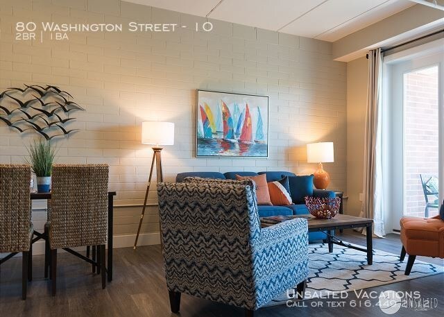 Foto del edificio - 80 Washington St #10