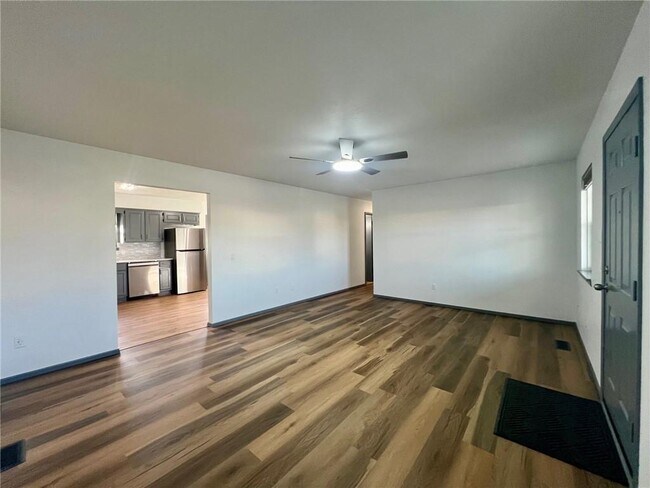 Foto del edificio - 902 SE G St