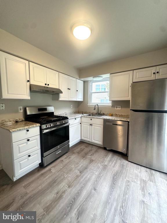 Foto del edificio - 33 Franklin Dr