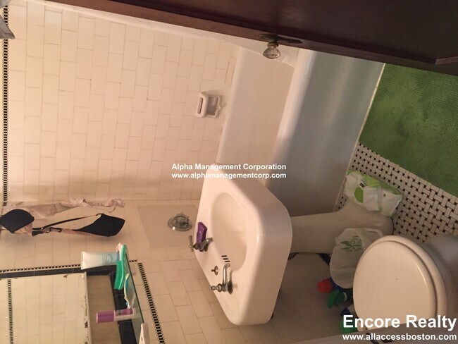 Foto del edificio - 349 Pleasant St