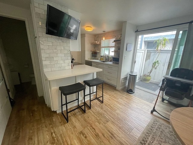 Building Photo - 5815 Doverwood Dr