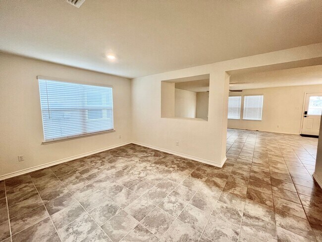 Foto del edificio - Beautiful 2-Story Home In New Braunfels Tx!