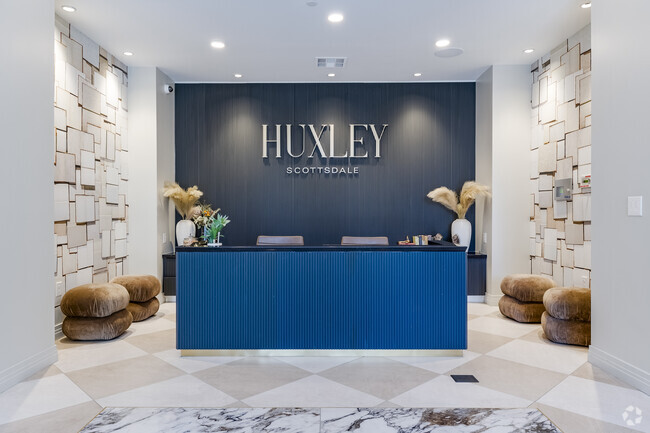 Recepción - Huxley Scottsdale