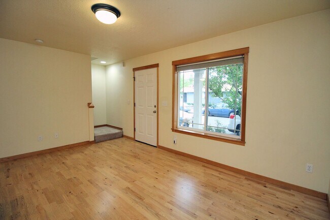 Foto del edificio - 2 Bed/1 Bath Sellwood-West Moreland Home