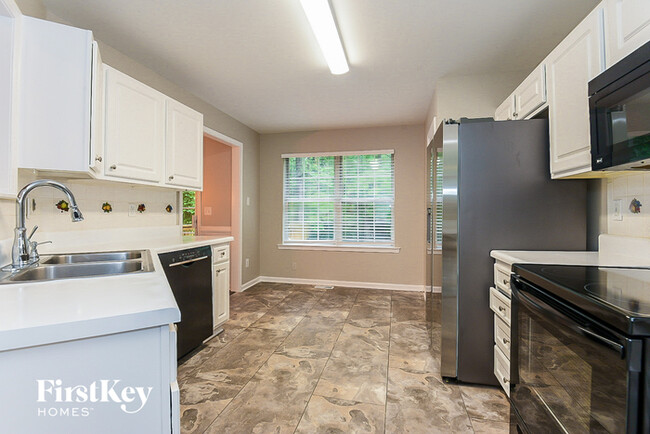 Building Photo - 3690 Autumn View Dr