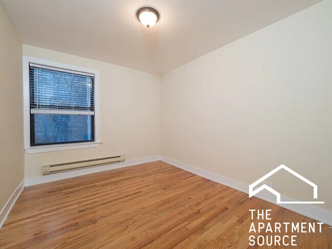 Foto del edificio - 631 W Barry Ave