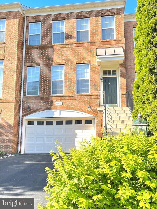 24697 SILTSTONE, Aldie, VA 20105 Townhome Rentals in Aldie VA