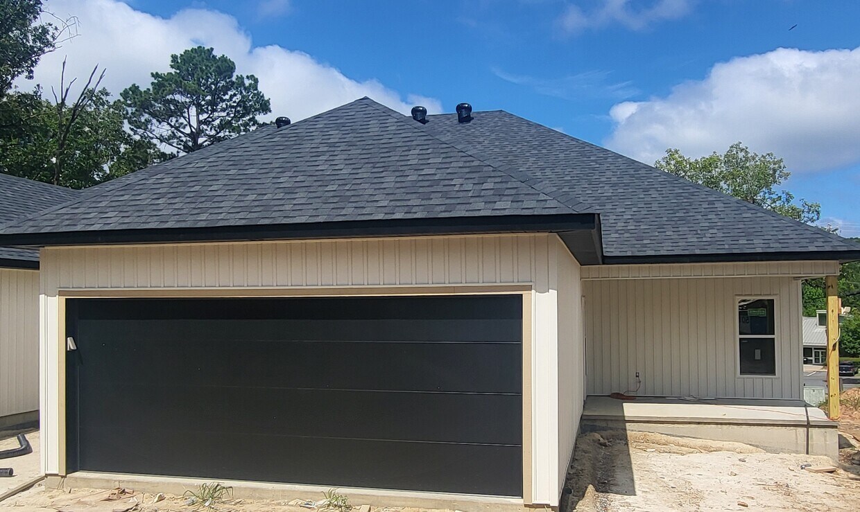 Foto principal - 1803 Aldersgate Rd