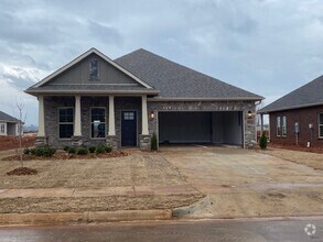 Building Photo - 122 Rita Ann Way