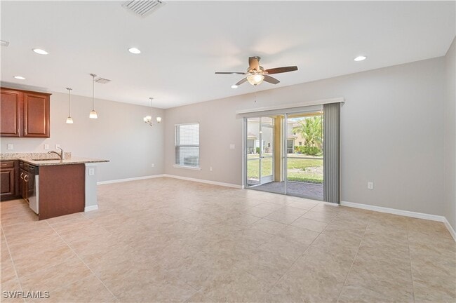 Building Photo - 3839 Tilbor Circle