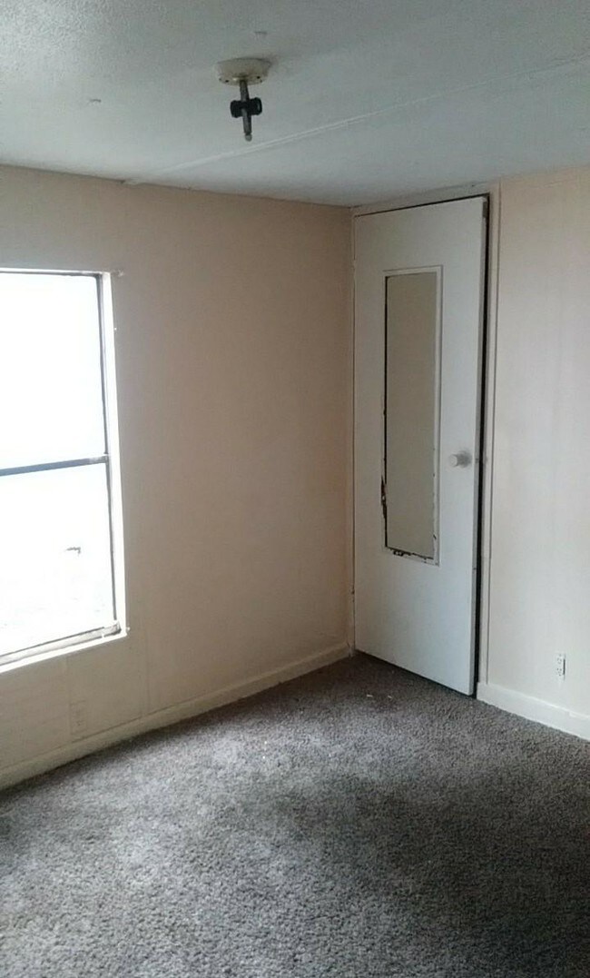 Building Photo - 7101 Lillian Hwy