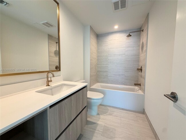 Foto del edificio - 77 SE 5th St