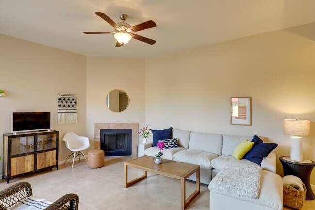 Foto del edificio - 6255 N Camino Pimeria Alta