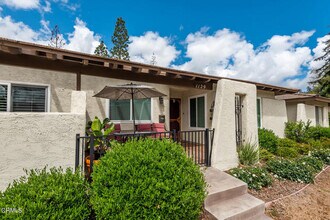 Building Photo - 1129 Glenbridge Cir