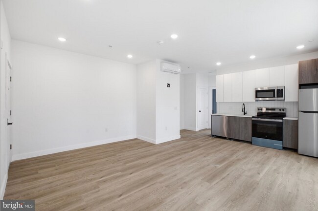 Foto del edificio - 613 Brooklyn St