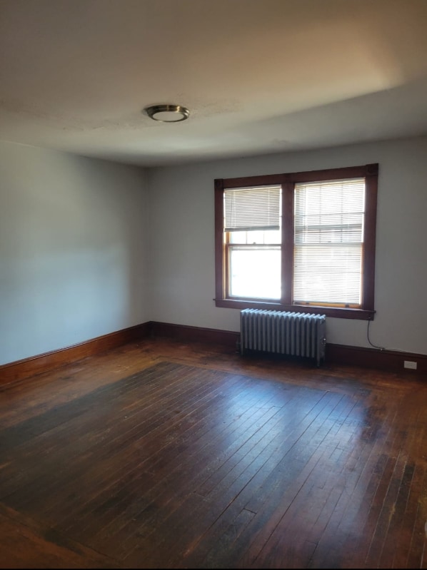 Building Photo - 3-23E Amherst St