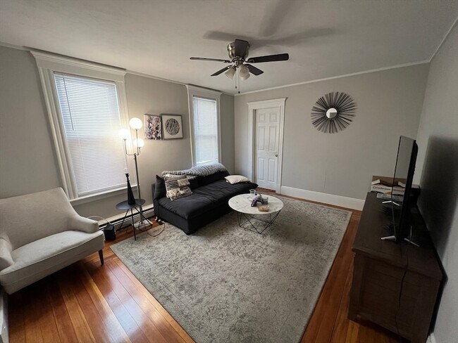Photo - 288 Meridian St Apartment