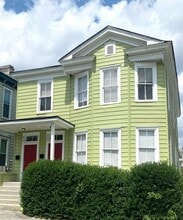 Building Photo - 424 E 32nd St