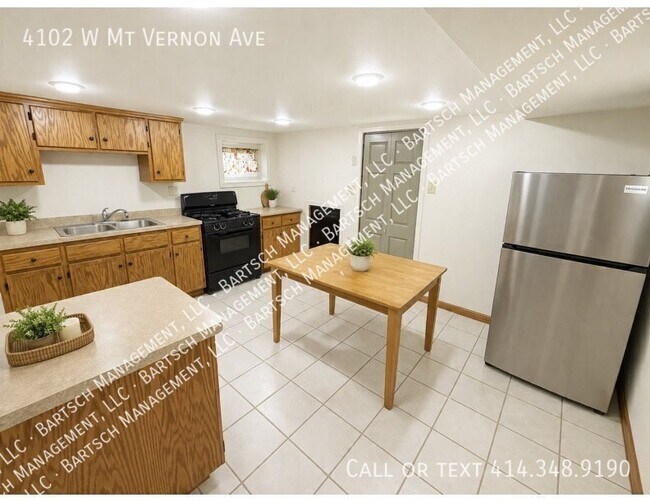 Building Photo - 4102 W Mt Vernon Ave