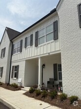Building Photo - 586 Meadow Crest Cir