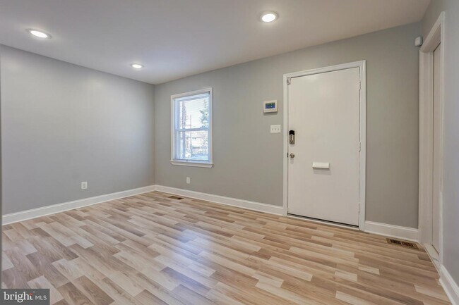 Foto del edificio - 4812 7th St NE