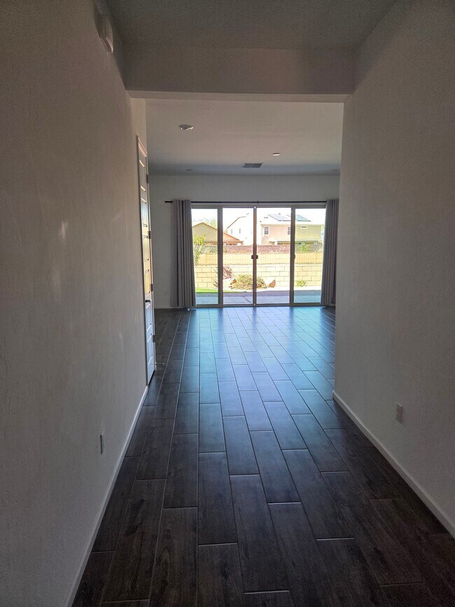 Foto del edificio - 12553 Denton Wy