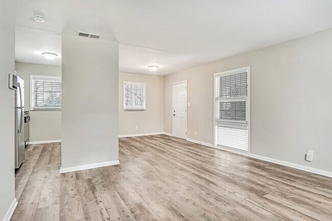 Foto del edificio - 3851 Bonnie Ln Se