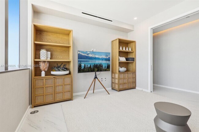 Foto del edificio - 2000 S Ocean Dr