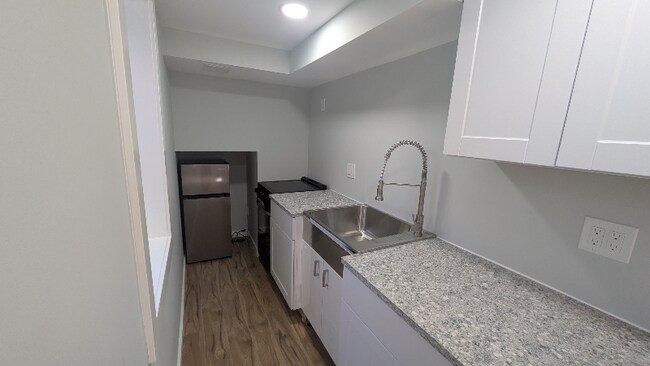 Foto del edificio - 2882 Ridge Dr