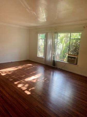 Building Photo - 1850 N La Brea Ave