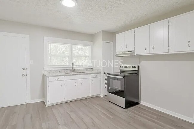 Building Photo - 106 Keyes St