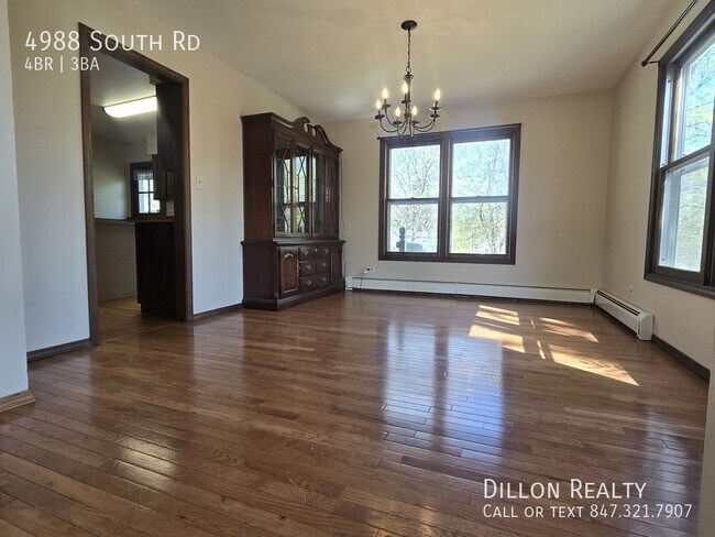 Building Photo - 4988 South Rd-