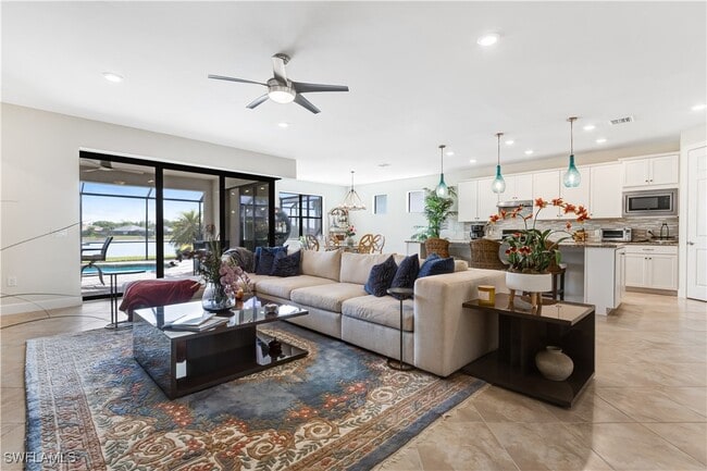 Building Photo - 7611 Winding Cypress Dr