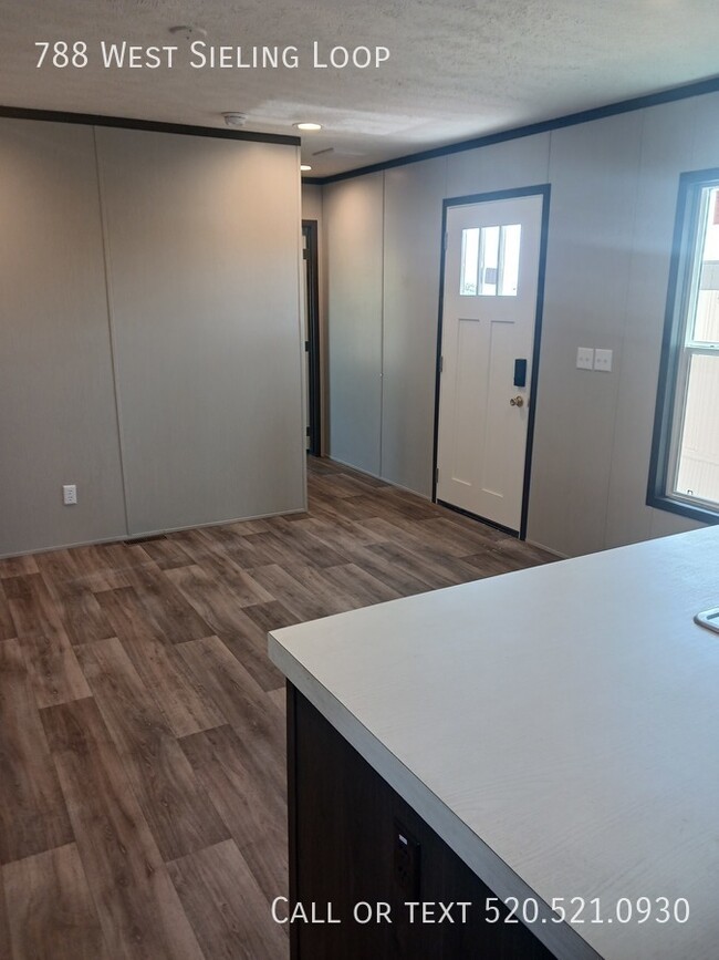 Foto del edificio - 788 W Sieling Loop