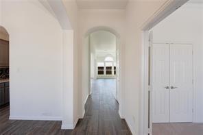 Building Photo - 5832 Oakmere Ln