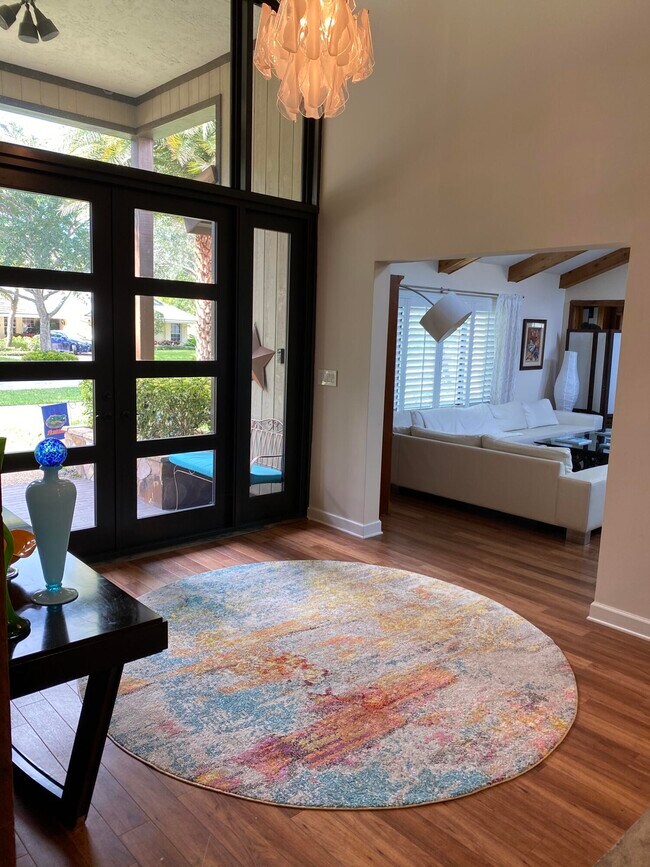 Foto del edificio - 2903 Banyan Blvd Cir NW