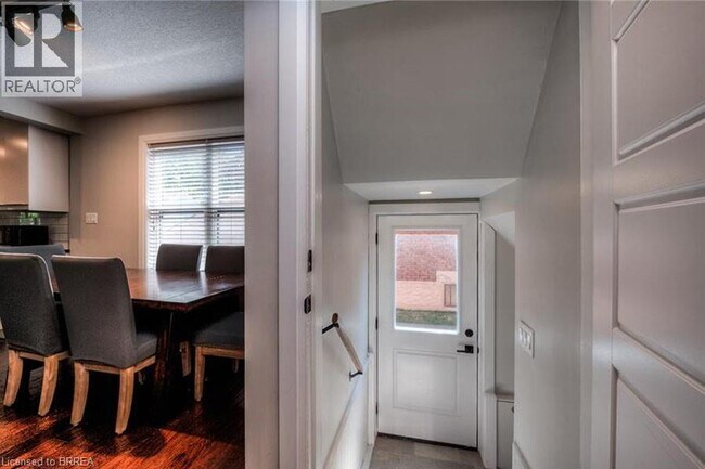 Photo du bâtiment - 24 Locust St