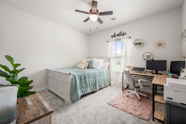 Building Photo - SOLAR Powered 3-Bedroom, 2-Bathroom Single...