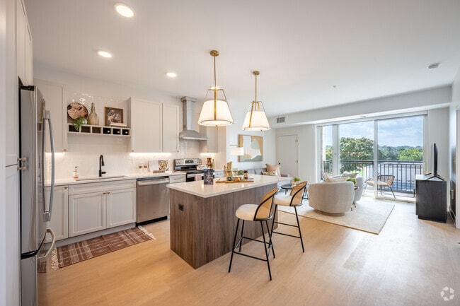 Interior Photo - Lilia