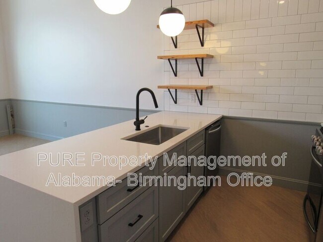 Foto del edificio - 2212 Morris Ave