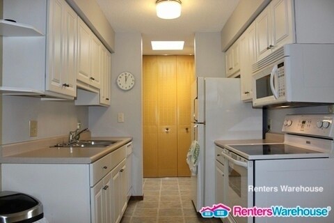 Foto del edificio - 7414 W 22nd St