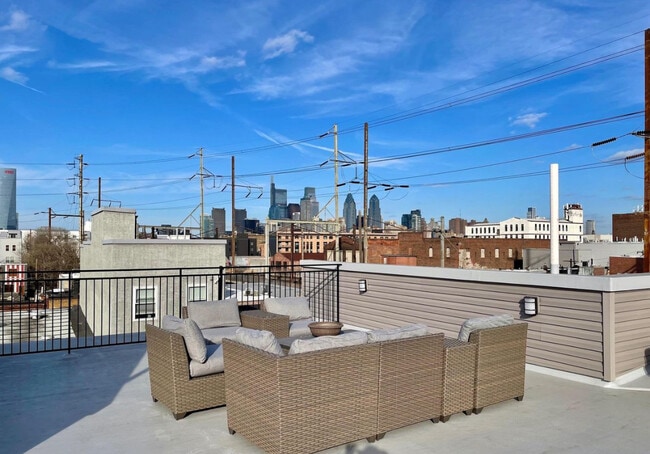 Stunning Cityscape Views - 2511 Manton St