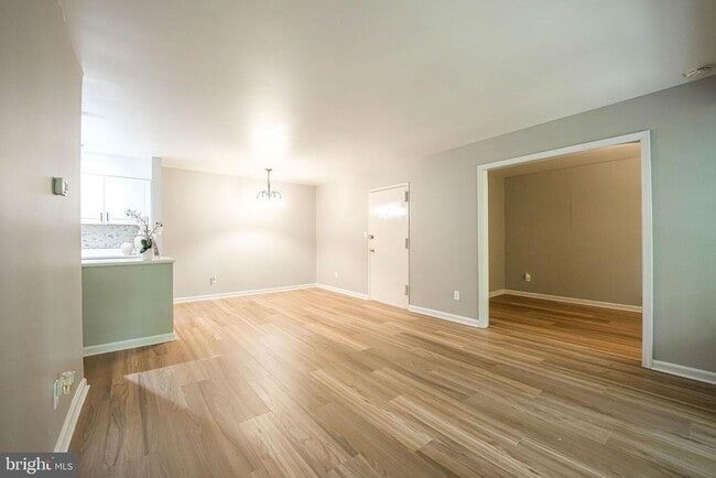 Building Photo - 8229 Kings Charter Ln