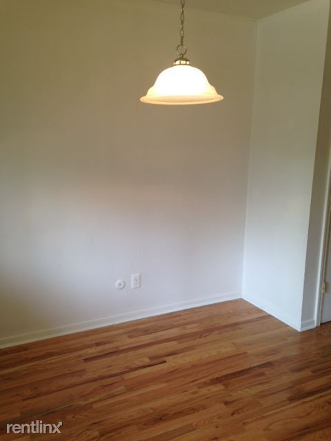 Building Photo - 1 br, 1 bath Apartment - 109 Cherry Court