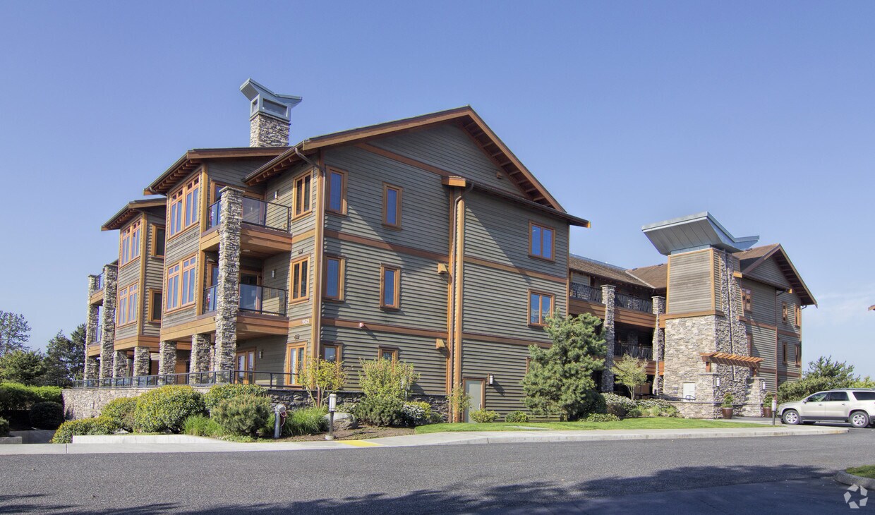 Building Photo - 9525 Semiahmoo Pky